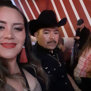 Meet your Posher, Julia y alex